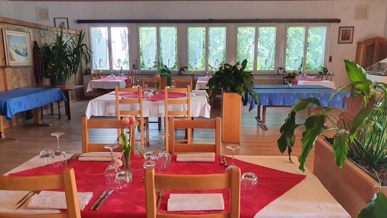 סיגנאו Gasthof Schlossberg מראה חיצוני תמונה